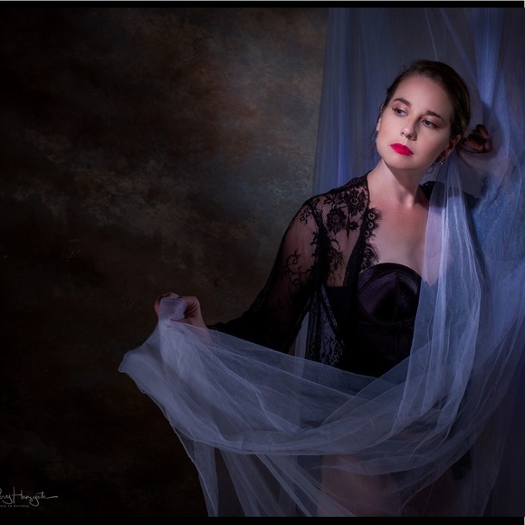 Meet your Posher, Diana - Picture 4 of 5